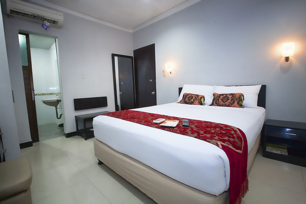 Hotel Celebes Макасар Экстерьер фото
